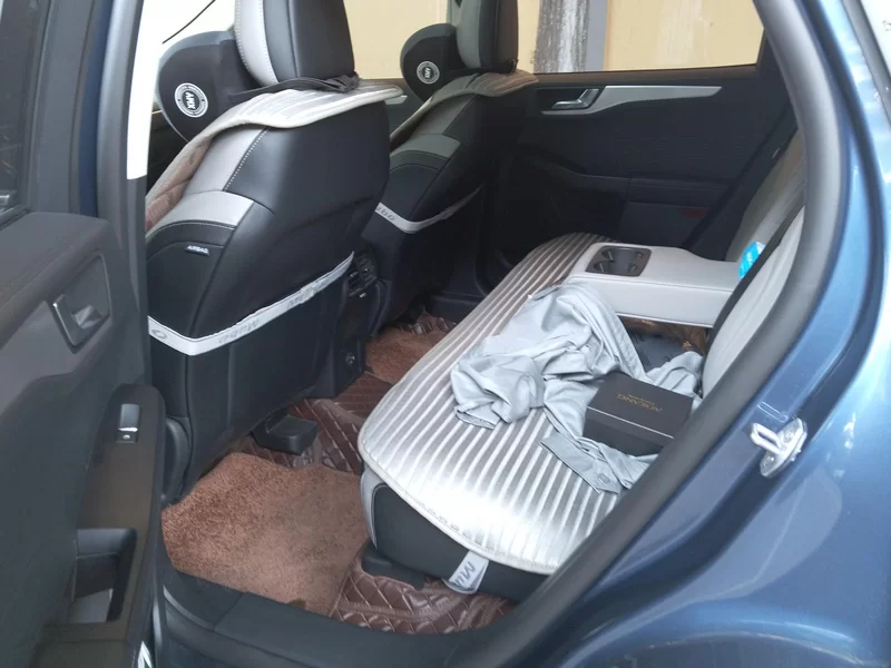 Ford Escape 2023 immagine di auto #20