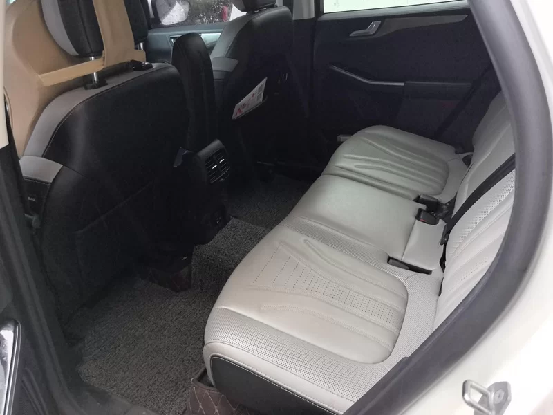 Ford Escape 2021 immagine di auto #20