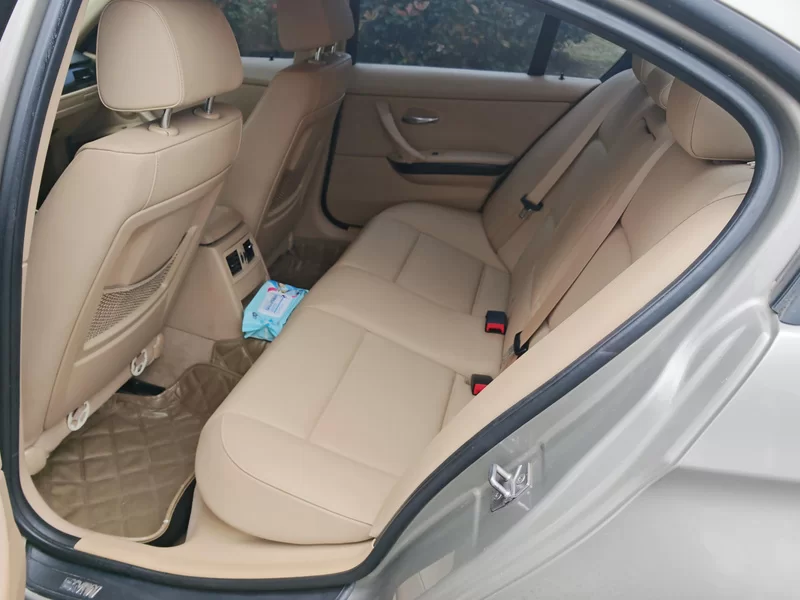 BMW 3 Series (Imported) 2012 car image #20