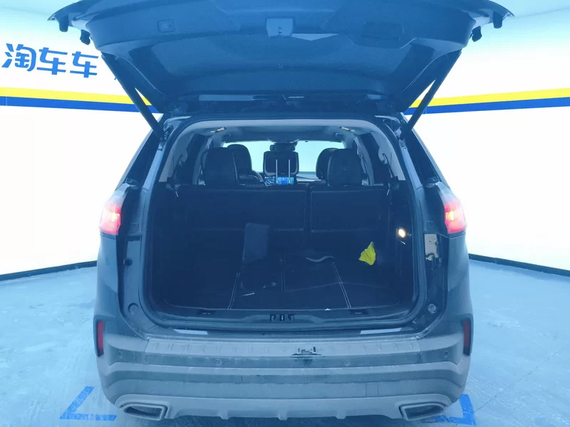 Ford Edge 2021 car image #20