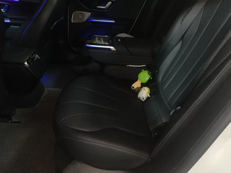 Mercedes-Benz EQE Class 2023 #20 Mercedes-Benz EQE Class 2023 immagine di auto #20