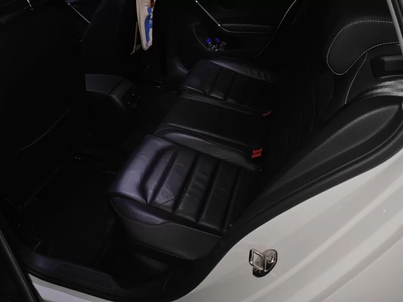 Volkswagen Golf Pure Electric 2018 car image #20