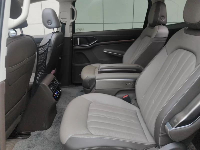 Volkswagen Viloran 2022 car image #20