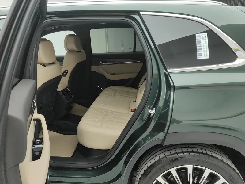 GEELY Monjaro MHEV 2024 car image #20