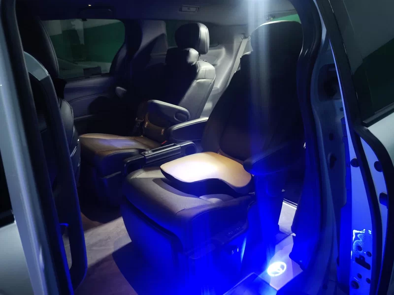 Toyota Sienna 2024 #20 Toyota Sienna 2024 car image #20