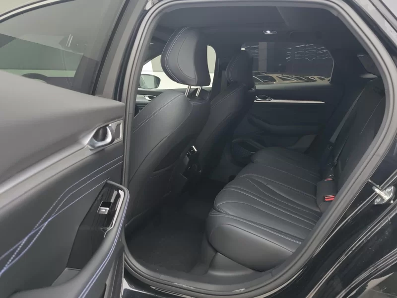 GEELY PrefaceL 2024 car image #20