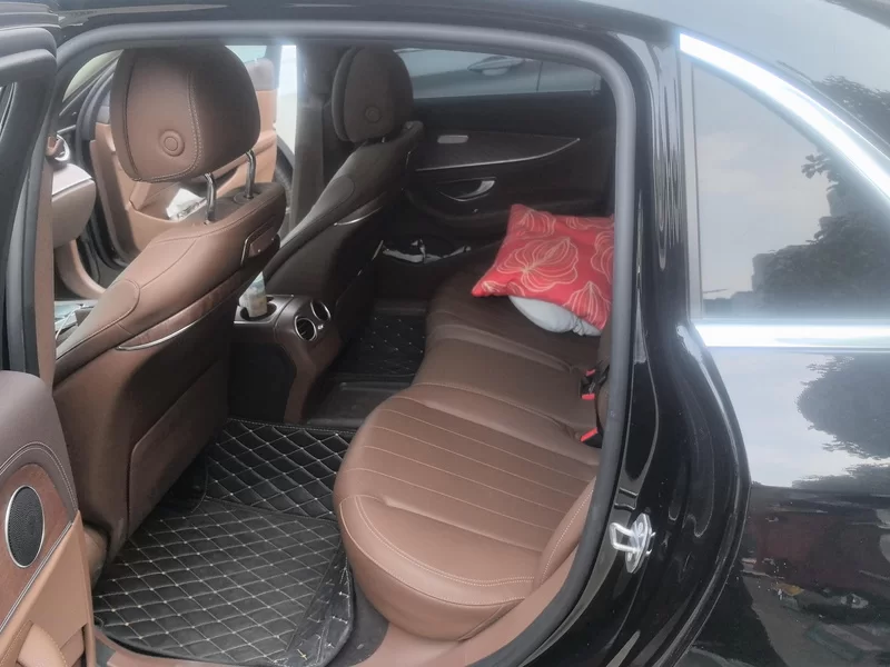 Mercedes-Benz E Class New Energy 2020 immagine di auto #20