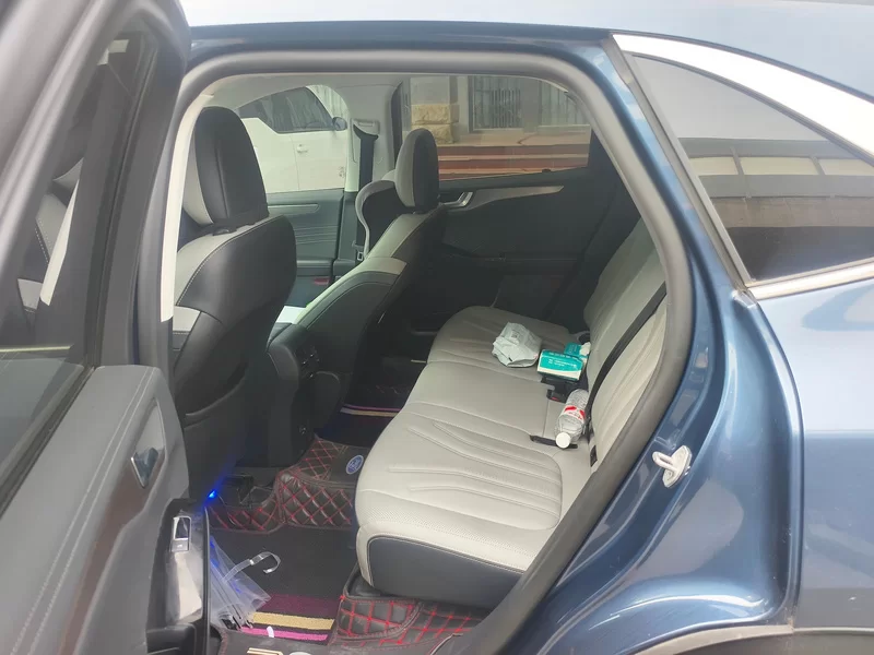 Ford Escape 2022 immagine di auto #20