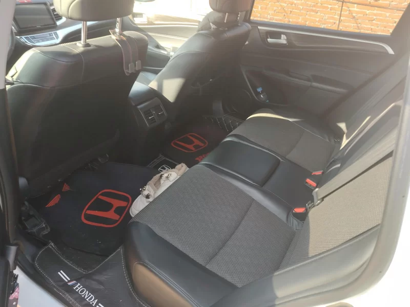 Honda Jade 2018 immagine di auto #20