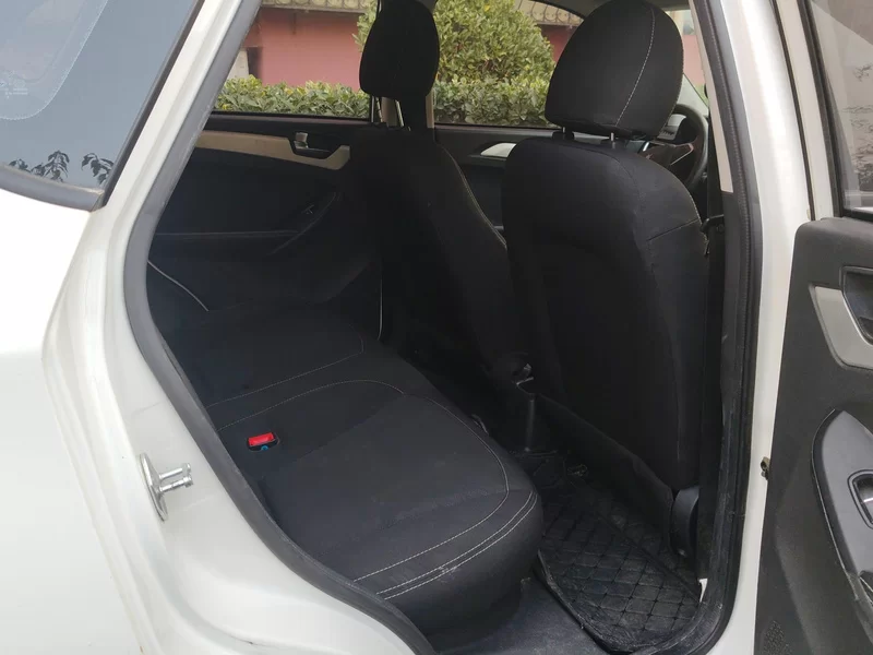 哪吒汽车 哪吒N01 2020 汽车图片 #20