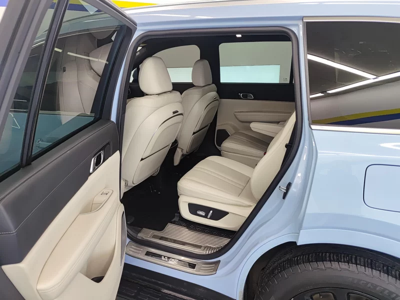 理想汽车 理想ONE 2020 汽车图片 #20