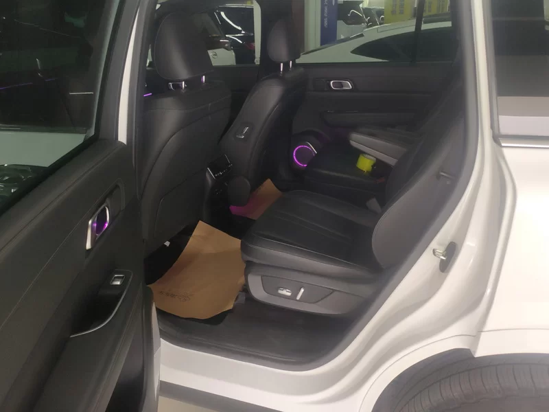 理想汽车 理想ONE 2020 汽车图片 #20