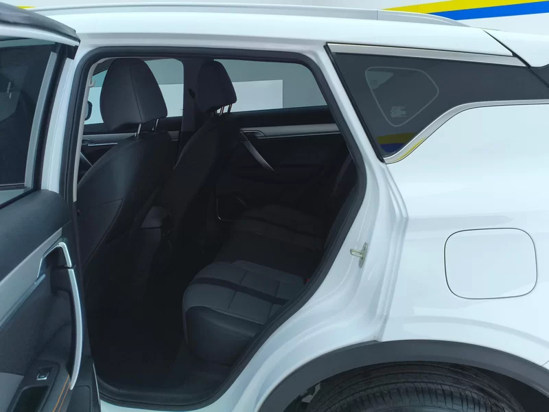 GEELY Coolray 2025 immagine di auto #20