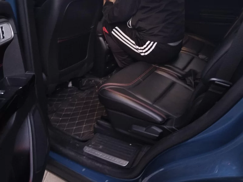 Ford Explorer 2020 صورة سيارة #20