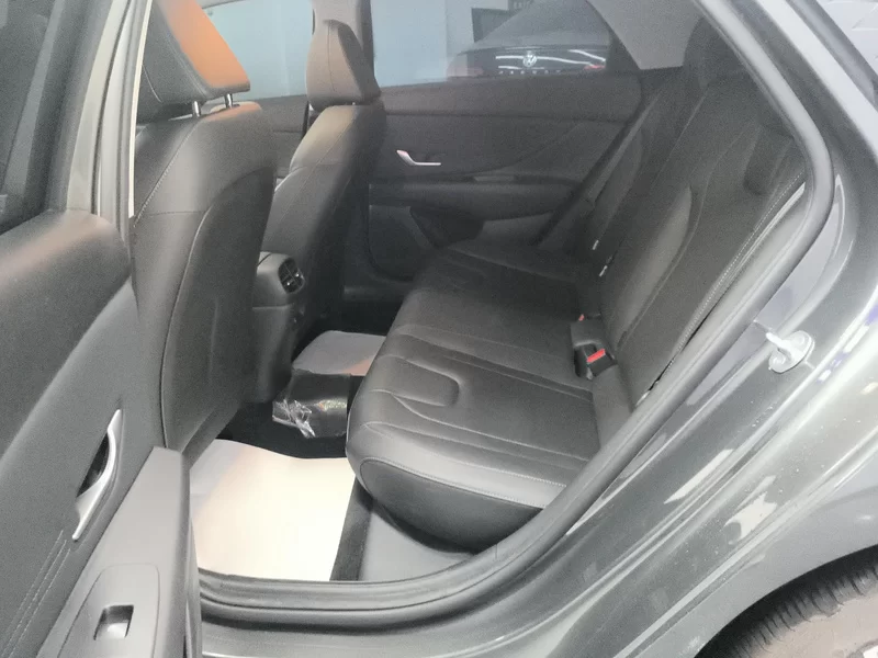 Hyundai Elantra 2023 #20 Hyundai Elantra 2023 car image #20