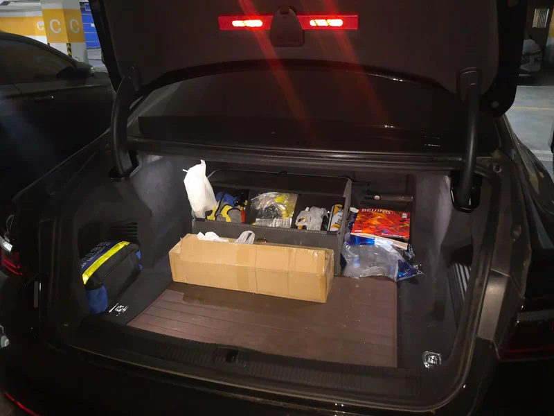 Audi A8 2023 car image #20