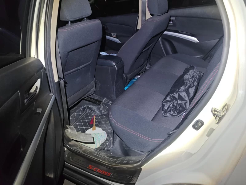 Suzuki S-Cross 2016 صورة سيارة #20