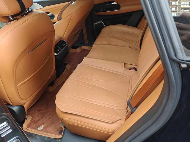 Xpeng G9 2025 immagine di auto #20