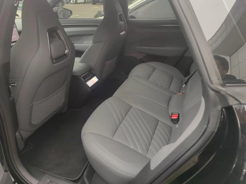 Zeekr 2025 car image #20