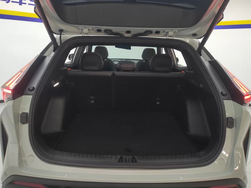 GEELY Boyue 2023 car image #20