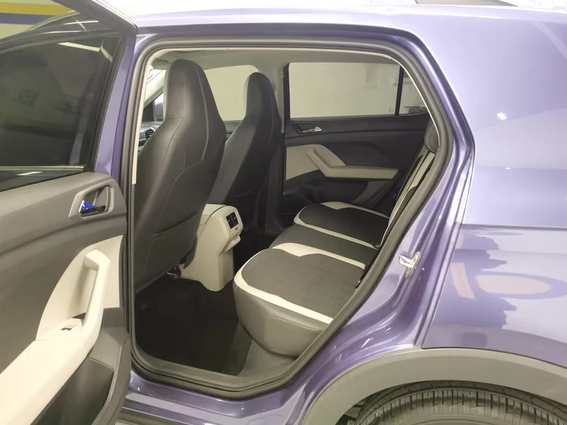 Volkswagen T-Cross 2019 car image #20