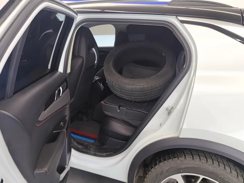 Lynk & Co 01 2019 #20 Lynk & Co 01 2019 car image #20