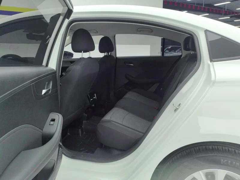 荣威 荣威i5 2025 汽车图片 #20