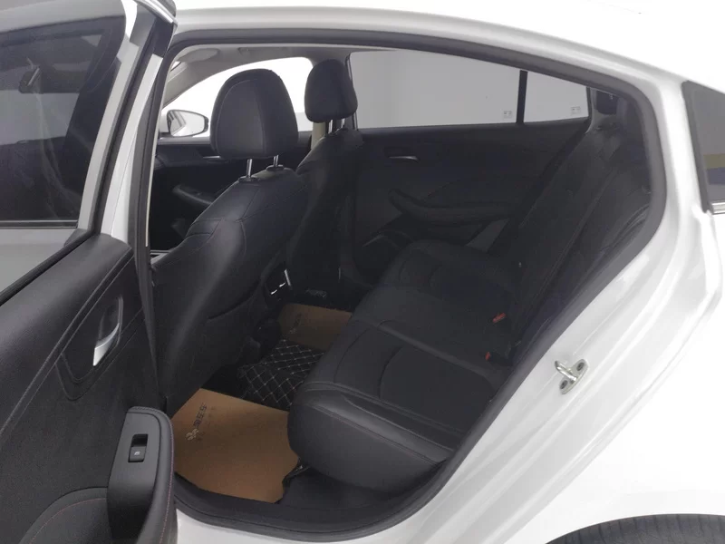 Roewe i5 2024 car image #20