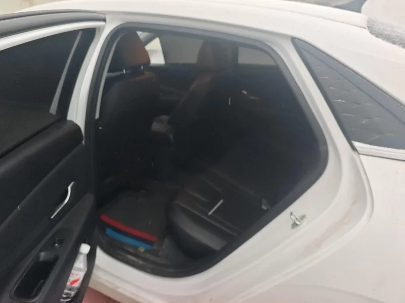 Hyundai Elantra 2023 car image #20