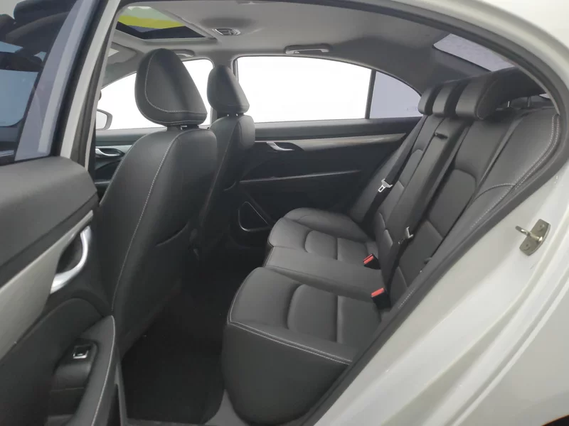 GEELY Emgrand 2020 #20 GEELY Emgrand 2020 car image #20
