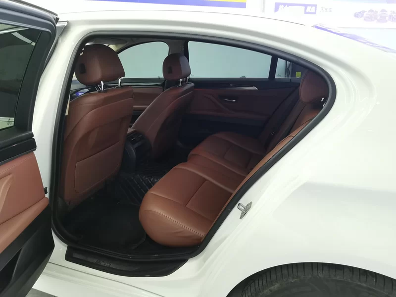 BMW 5 Series 2013 #20 BMW 5 Series 2013 car image #20