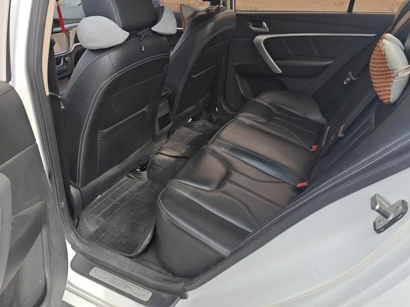 GEELY Emgrand 2017 car image #20