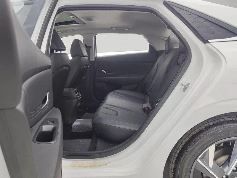 Hyundai Elantra 2024 #20 Hyundai Elantra 2024 car image #20