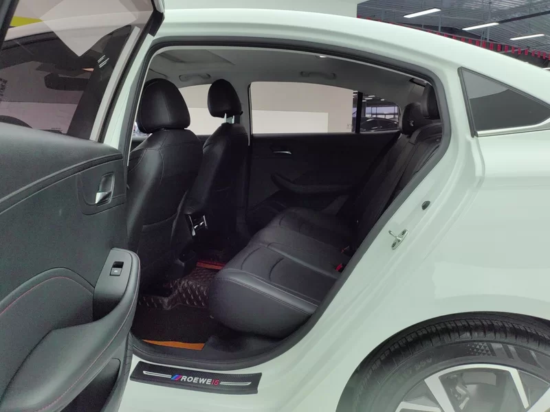Roewe i5 2023 car image #20