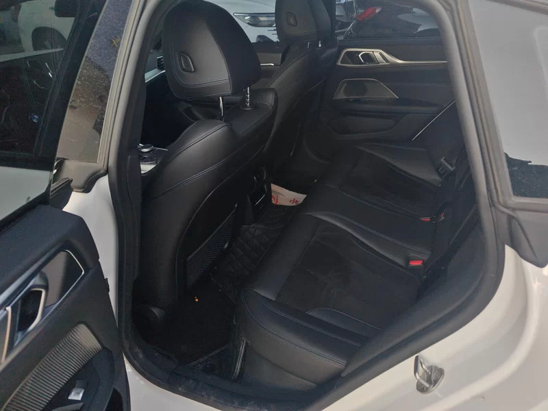 BMW 4 Series 2022 car image #20