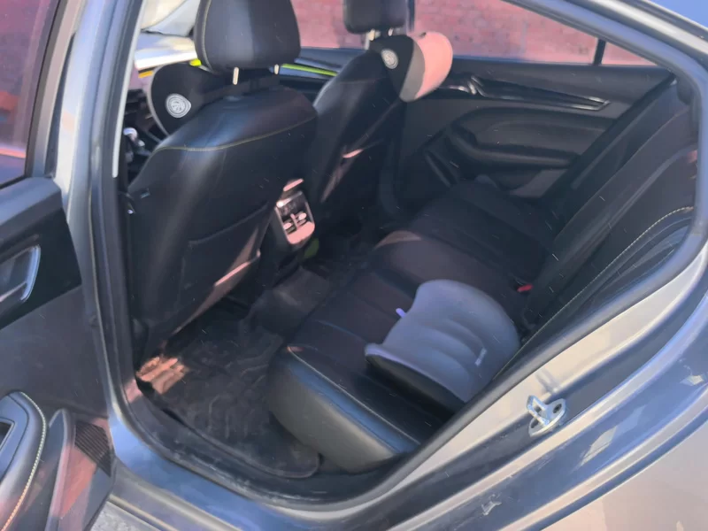 Roewe i5 2022 car image #20