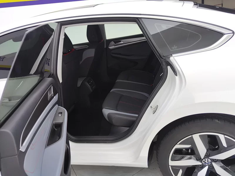 Volkswagen Lamando 2024 car image #20