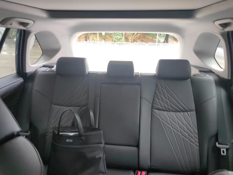 Toyota RAV4 2025 car image #20
