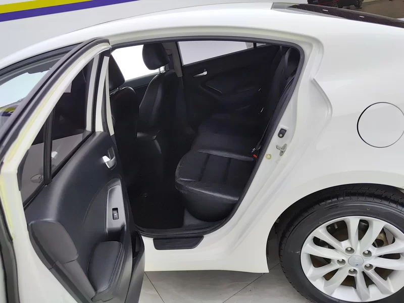 起亚 起亚K3 2017 汽车图片 #20