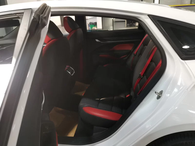 GEELY Binray 2022 immagine di auto #20