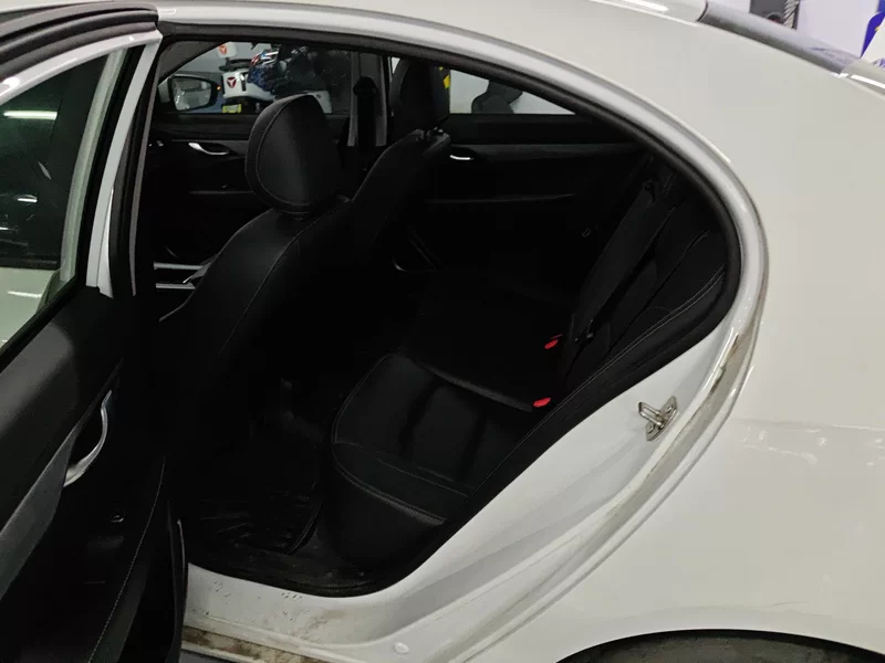 GEELY Emgrand 2021 #20 GEELY Emgrand 2021 car image #20