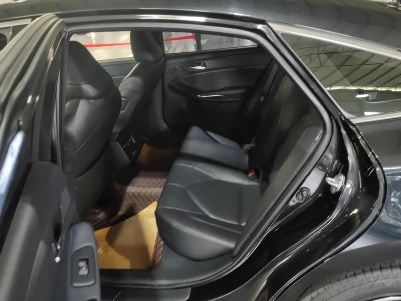 Toyota Avalon 2022 car image #20