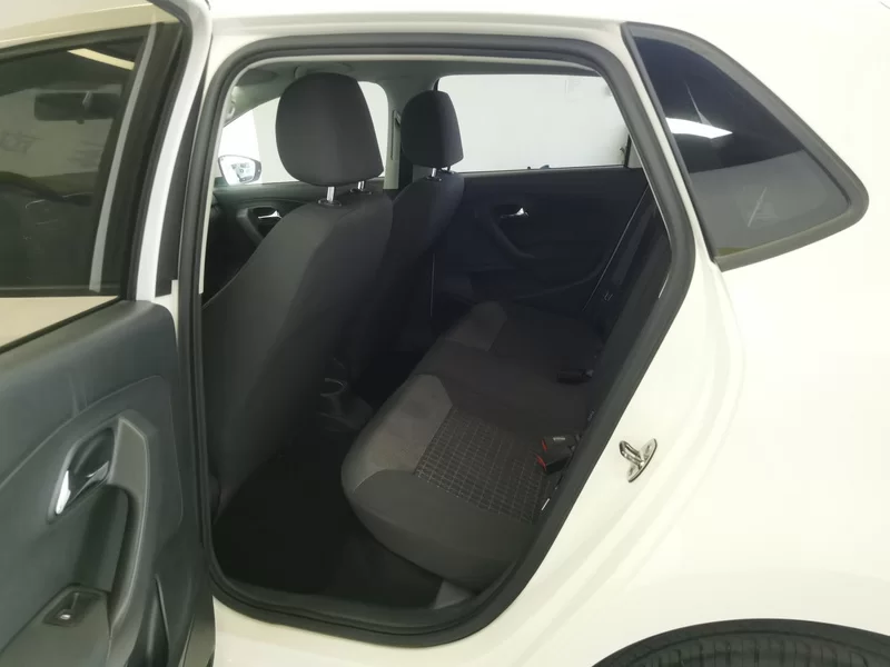 Volkswagen Polo 2016 #20 Volkswagen Polo 2016 car image #20