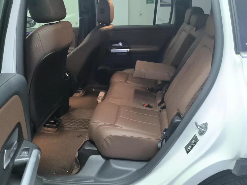 Mercedes-Benz GLB Class 2022 car image #20