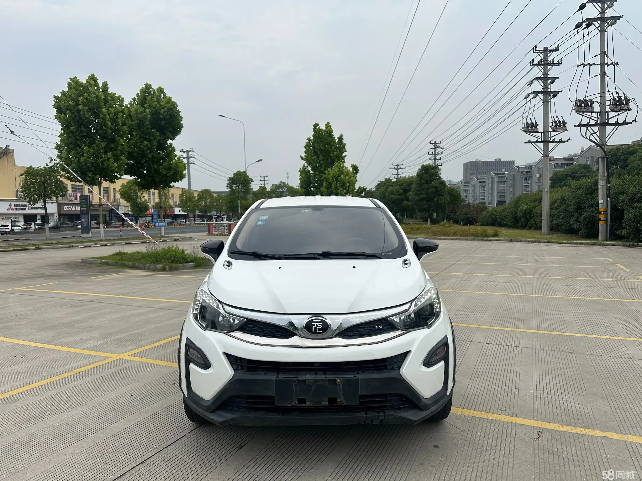 BYD Yuan 2018 صورة سيارة #20