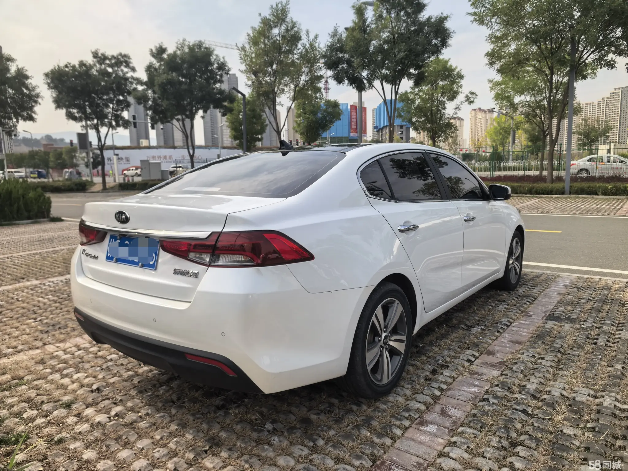 Kia K5 2019 imagen de coche #20