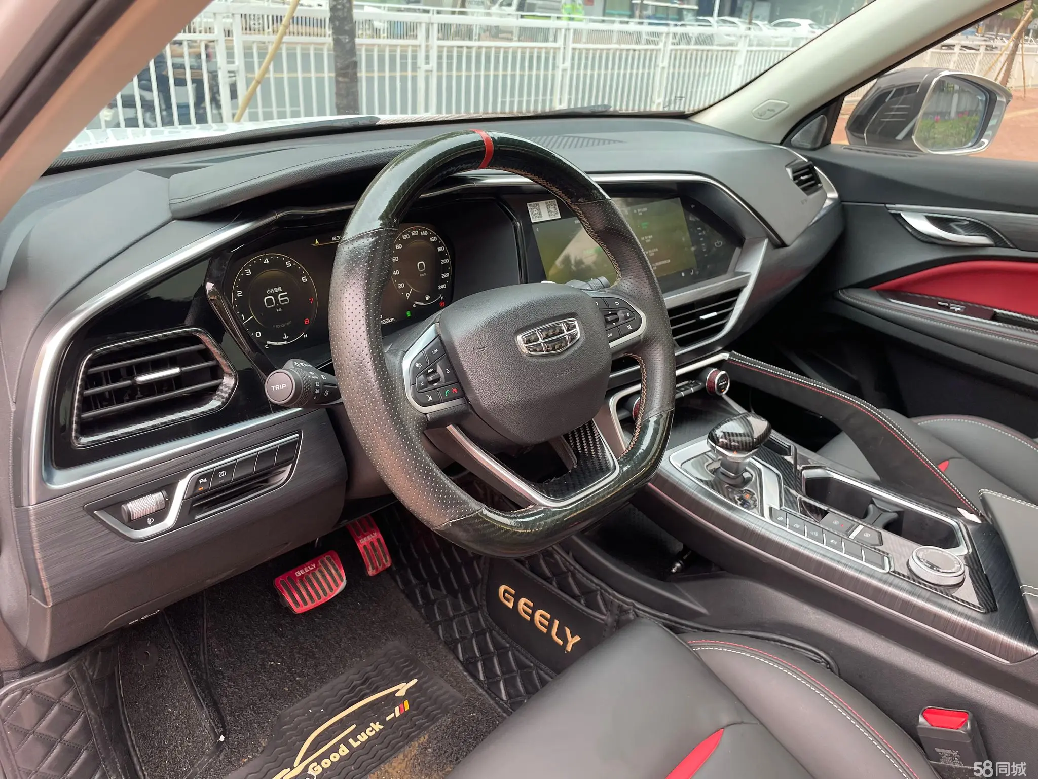 GEELY Tugella 2019 car image #20