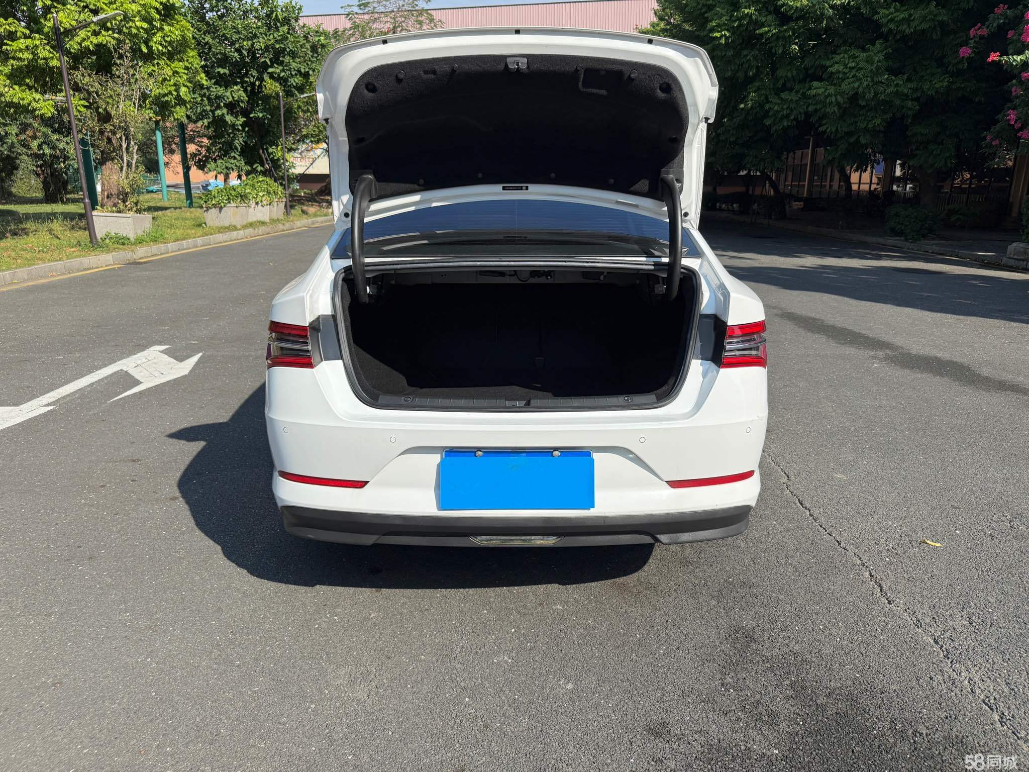 BYD Qin Pro 2019 #20 BYD Qin Pro 2019 car image #20