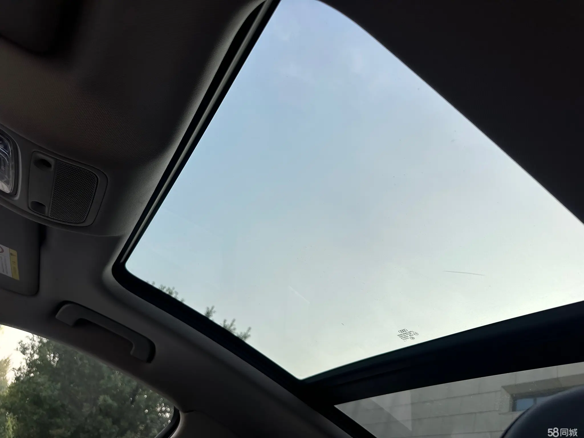 Audi Q3 2015 car image #20