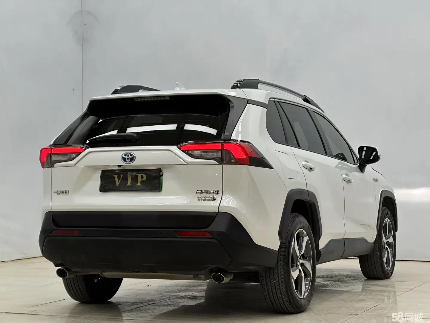 Toyota RAV4 Hybird E+ 2021 immagine di auto #20